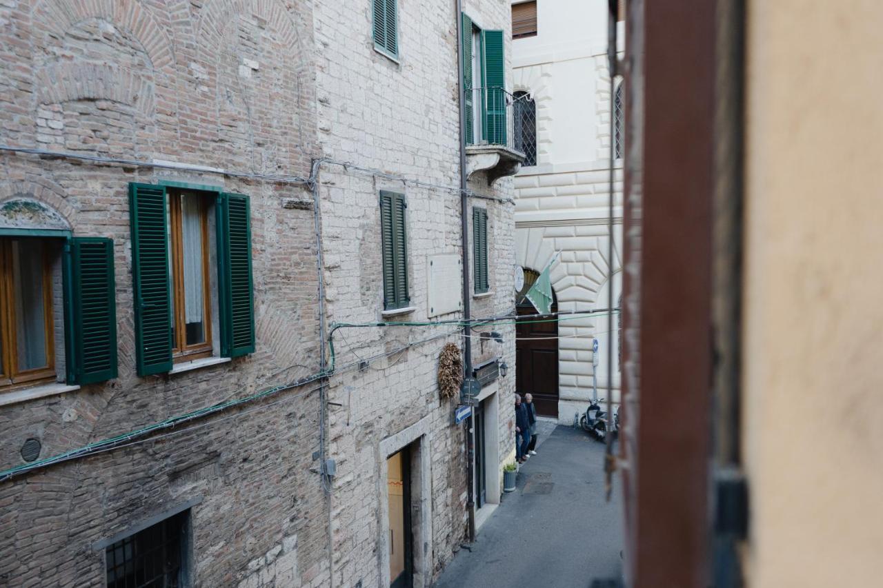 Exclusive Apartment In Piazza Italia In Perugia Exterior foto
